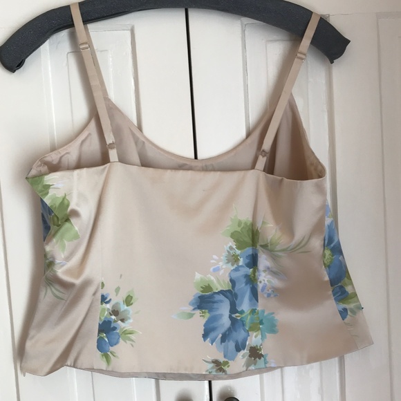 ❤️HOST PICK! *** WORTH SILK CAMISOLE - Picture 5 of 6